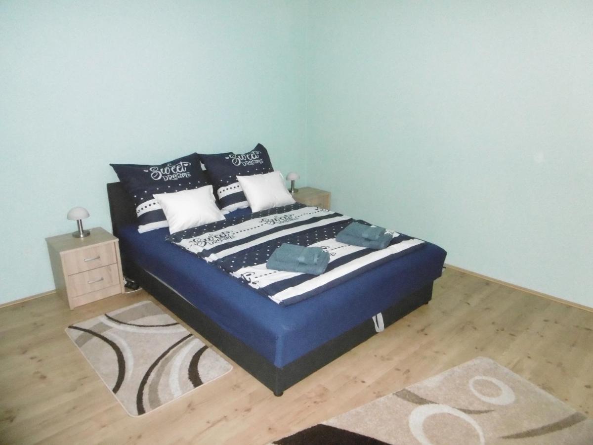 Dia Apartman Pécs Extérieur photo